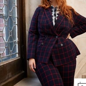 NOT FOR SALE-Looking to buy this suit!